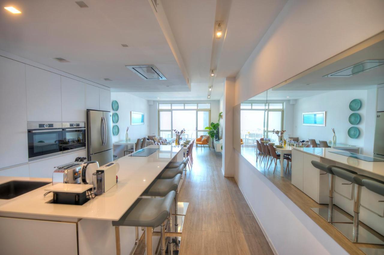 Spacious 4 Bedrooms With Sea View Balcony Goslm-3 Σλιέμα Εξωτερικό φωτογραφία