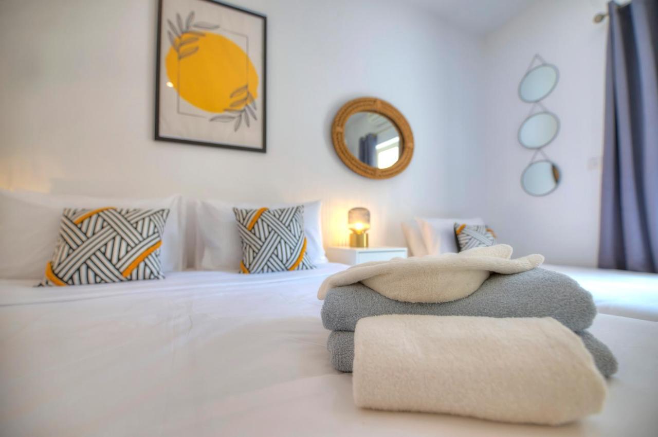 Spacious 4 Bedrooms With Sea View Balcony Goslm-3 Σλιέμα Εξωτερικό φωτογραφία