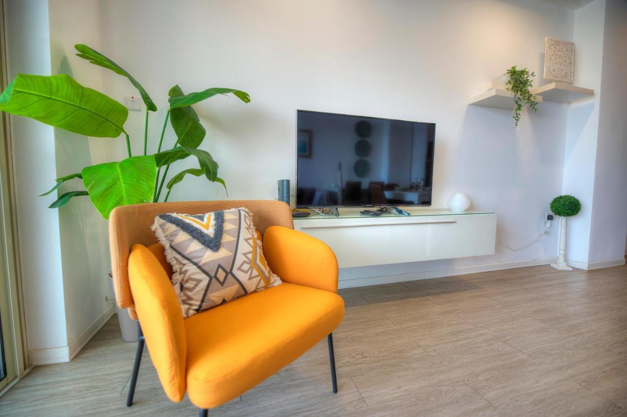 Spacious 4 Bedrooms With Sea View Balcony Goslm-3 Σλιέμα Εξωτερικό φωτογραφία